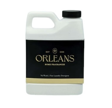 01802 | Luxury Laundry Detergent | SANDALWOOD & LEATHER | 32OZ.