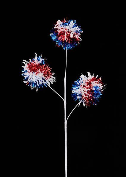 HJ1071 22.5"L PATRIOTIC BALL SPRAY - A&B Wholesale Market Inc