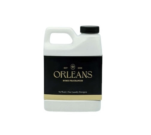 01796 | Luxury Laundry Detergent | SANDALWOOD & LEATHER | 16 OZ.