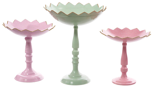 T26359 | SMALL METAL SCALLOPED RISER