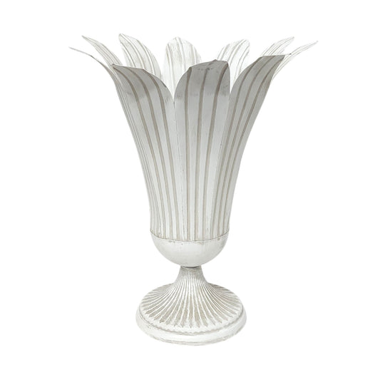 T26400 | SMALL METAL FLOWER CONTAINER